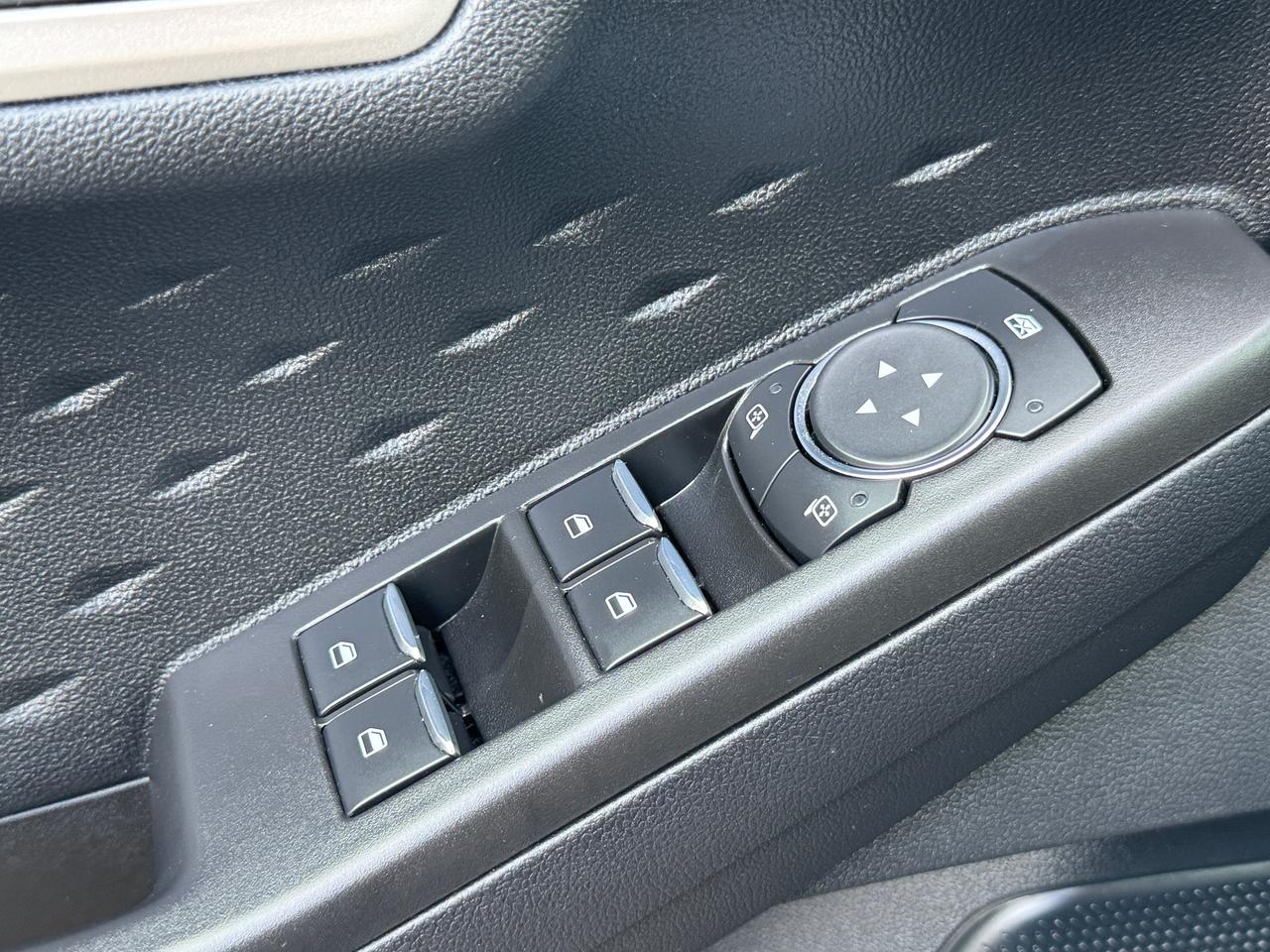 2020 Ford Escape SE+ApplePlay+ONE OWNER+CLEAN CARFAX Photo