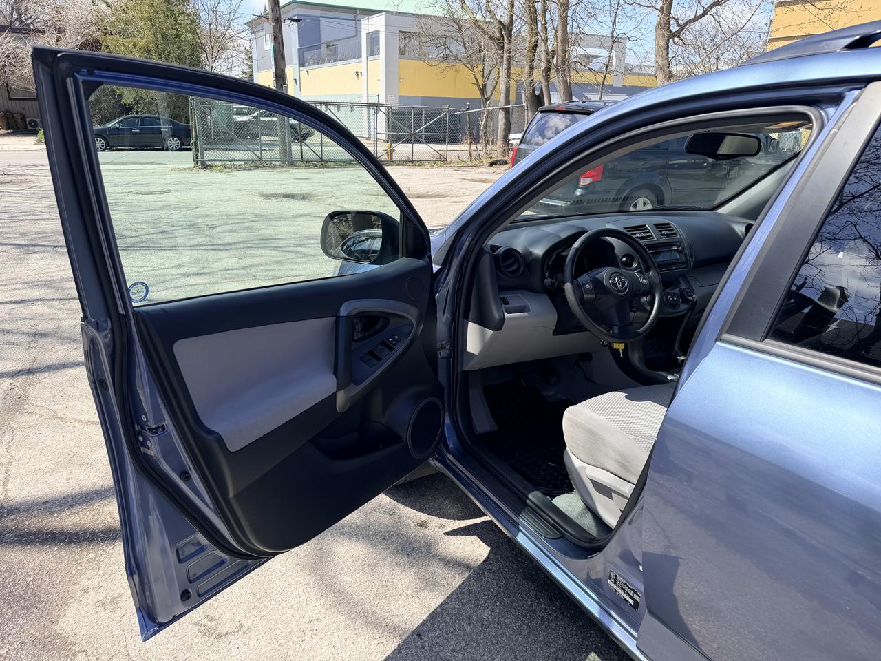 2012 Toyota RAV4 SPORT! - 4WD Photo