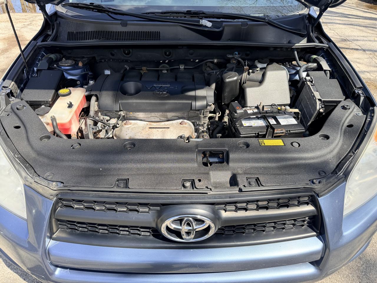 2012 Toyota RAV4 SPORT! - 4WD Photo