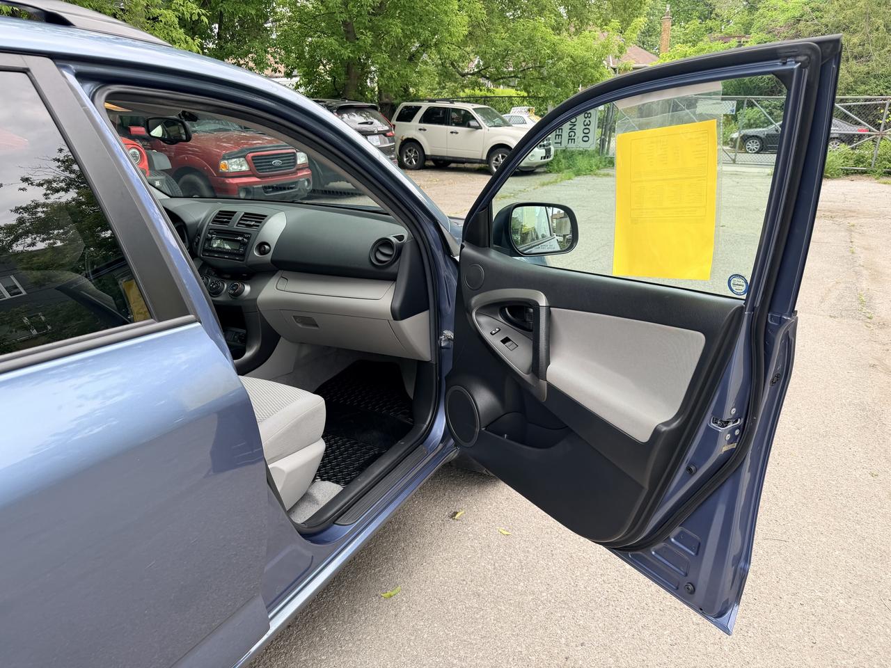 2012 Toyota RAV4 SPORT | SUNROOF | 4WD Photo