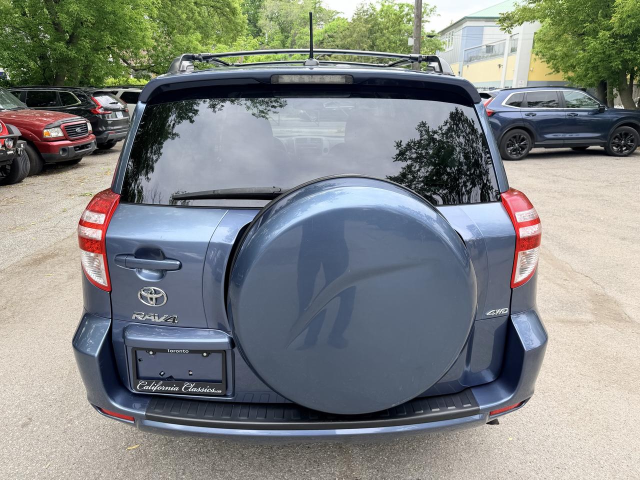 2012 Toyota RAV4 SPORT | SUNROOF | 4WD Photo