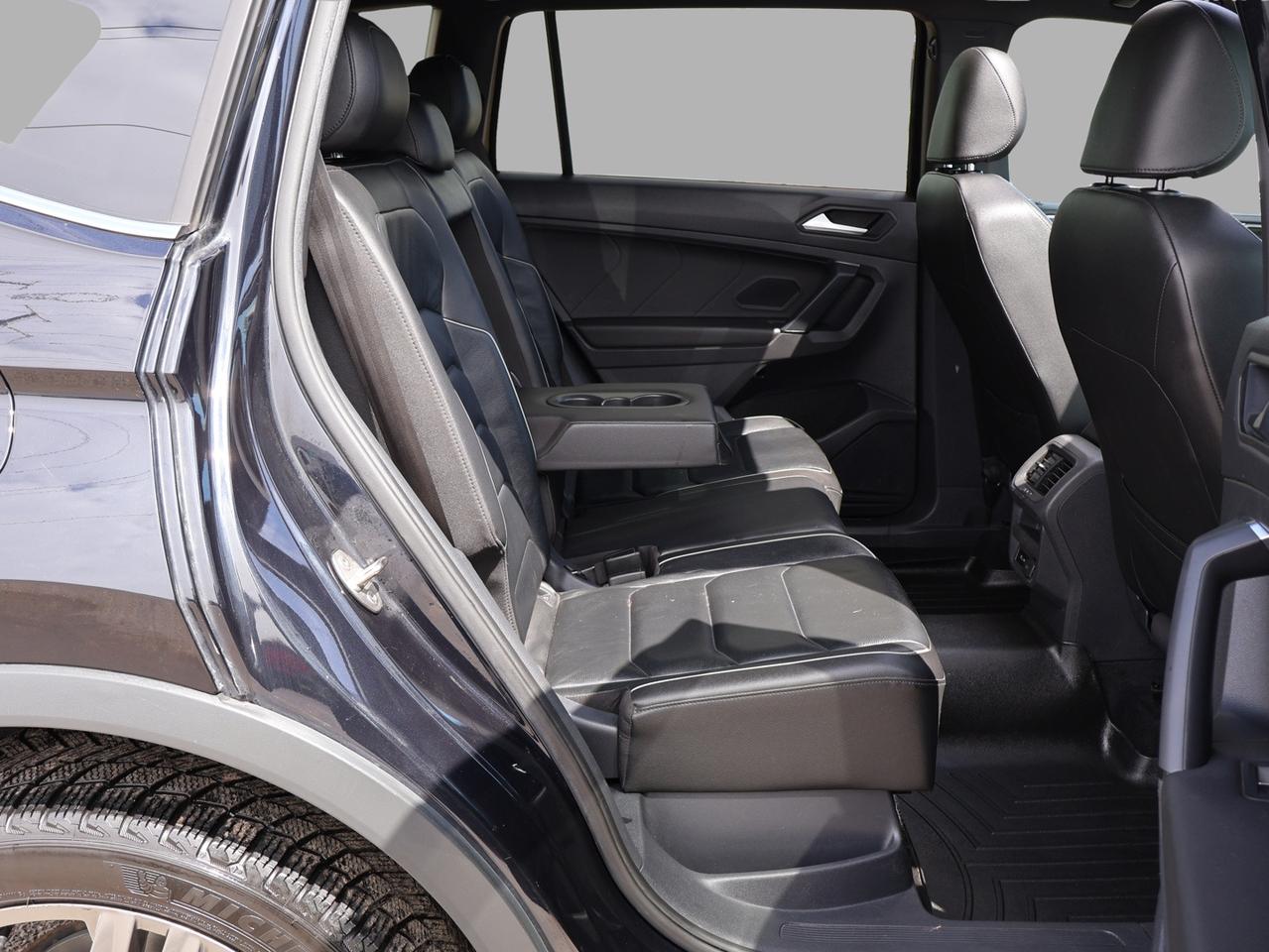 2019 Volkswagen Tiguan HIGHLINE TYPE-R AWD *SERVICE RECORDS* CAMERA NAV BLUETOOTH LEATHER HEATED SEATS PANO ROOF CRUISE ALLOYS Photo