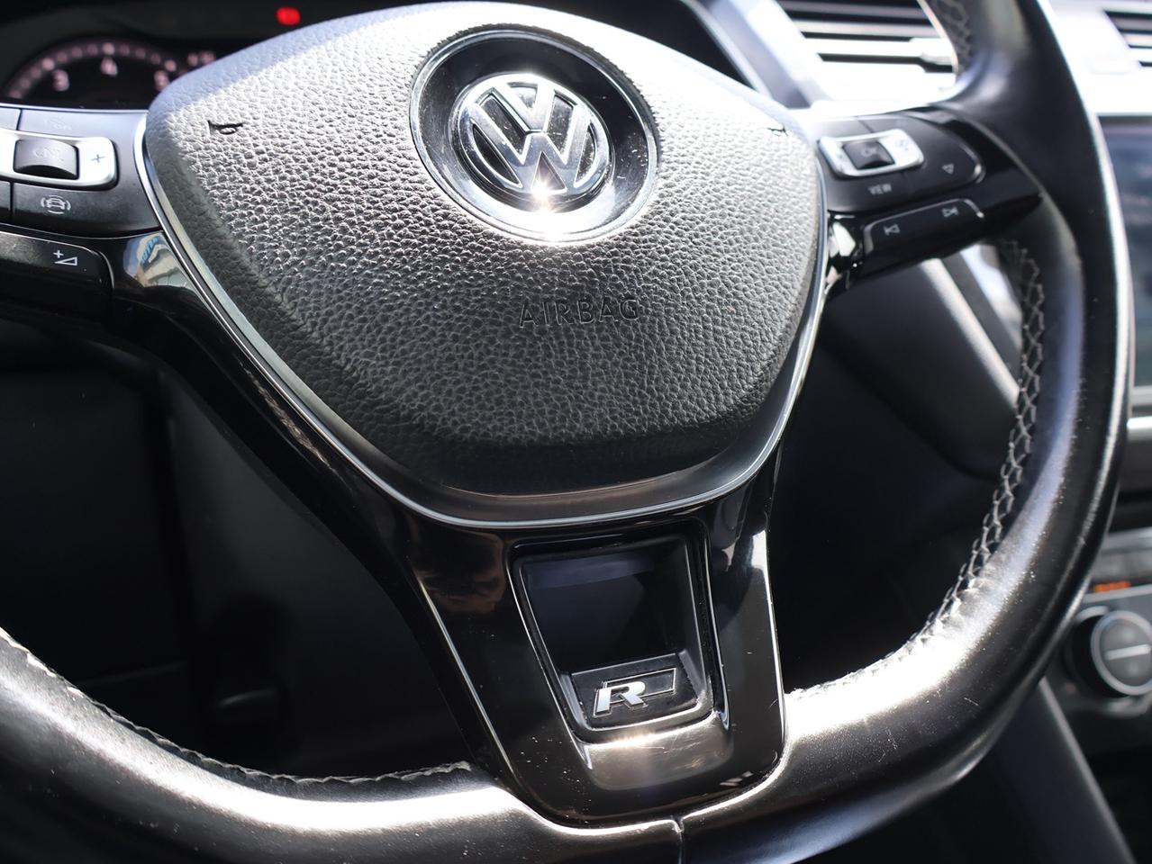 2019 Volkswagen Tiguan HIGHLINE TYPE-R AWD *SERVICE RECORDS* CAMERA NAV BLUETOOTH LEATHER HEATED SEATS PANO ROOF CRUISE ALLOYS Photo