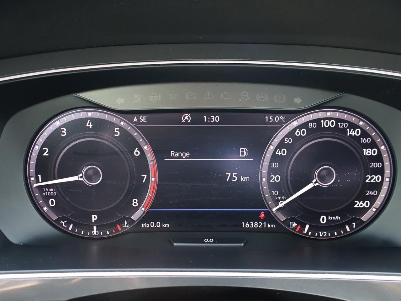 2019 Volkswagen Tiguan HIGHLINE TYPE-R AWD *SERVICE RECORDS* CAMERA NAV BLUETOOTH LEATHER HEATED SEATS PANO ROOF CRUISE ALLOYS Photo