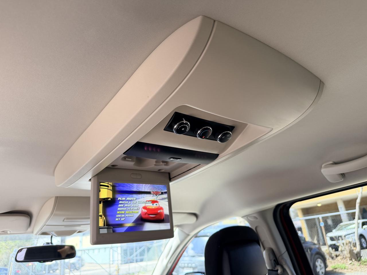 2015 Dodge Grand Caravan SXT Photo