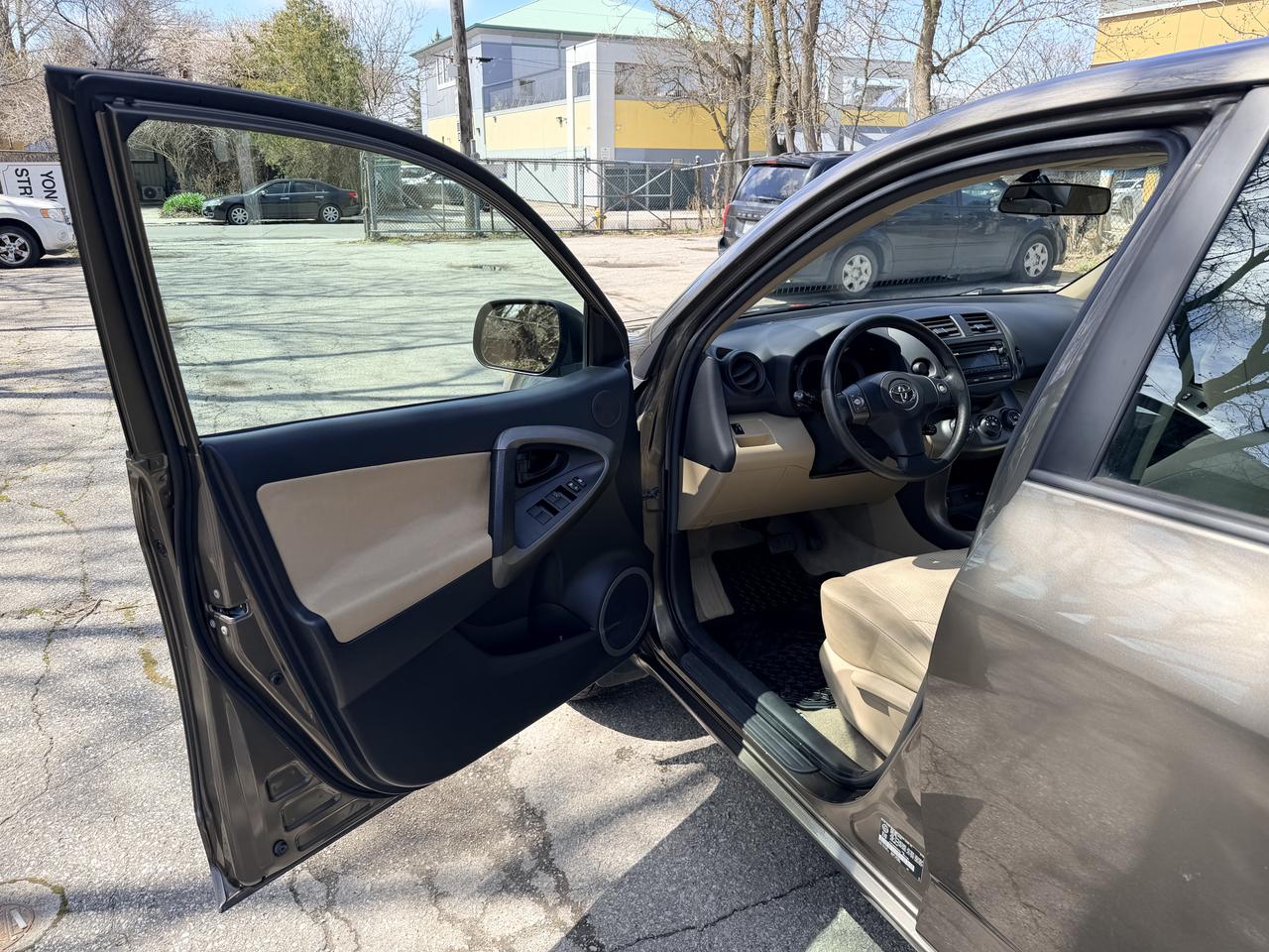 2012 Toyota RAV4  Photo