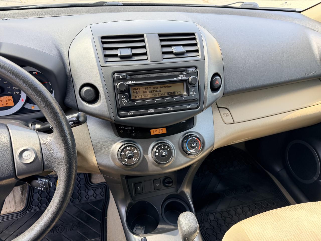 2012 Toyota RAV4  Photo