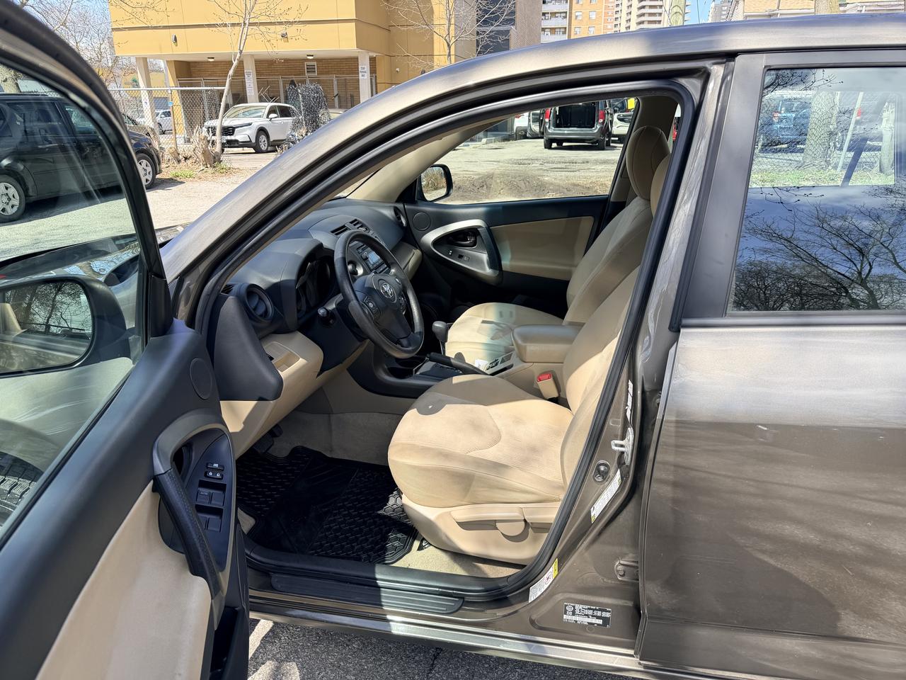 2012 Toyota RAV4  Photo