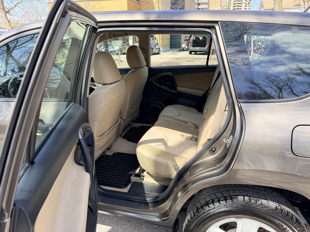 2012 Toyota RAV4  Photo