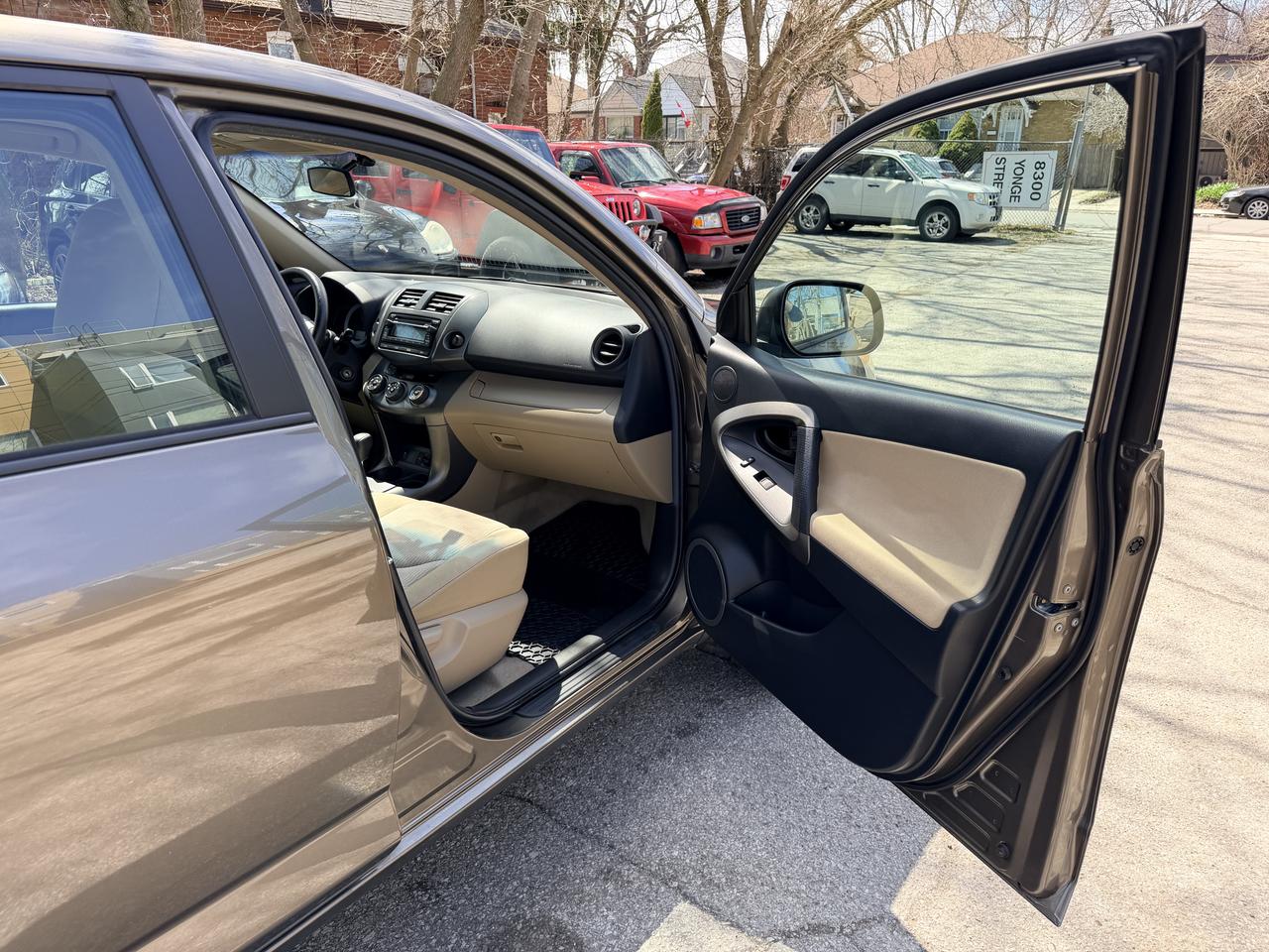 2012 Toyota RAV4  Photo