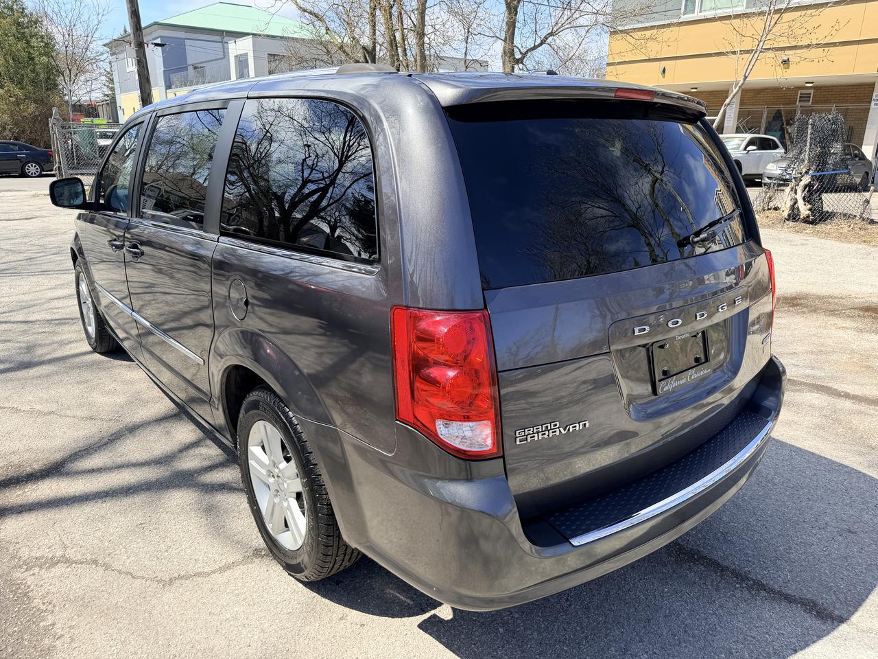 2015 Dodge Grand Caravan Crew Photo
