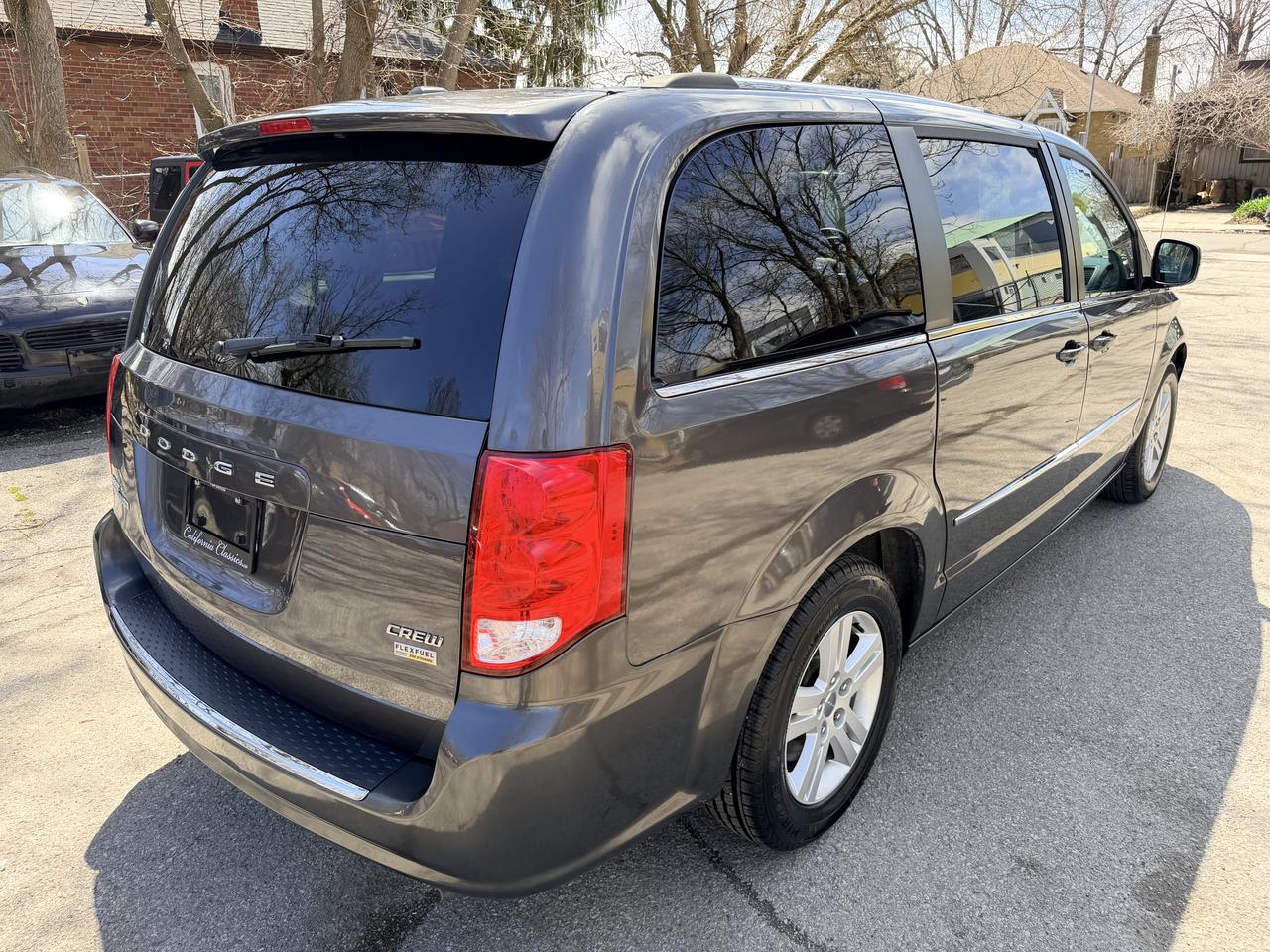 2015 Dodge Grand Caravan Crew Photo