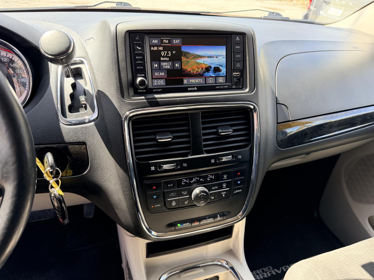 2015 Dodge Grand Caravan Crew Photo