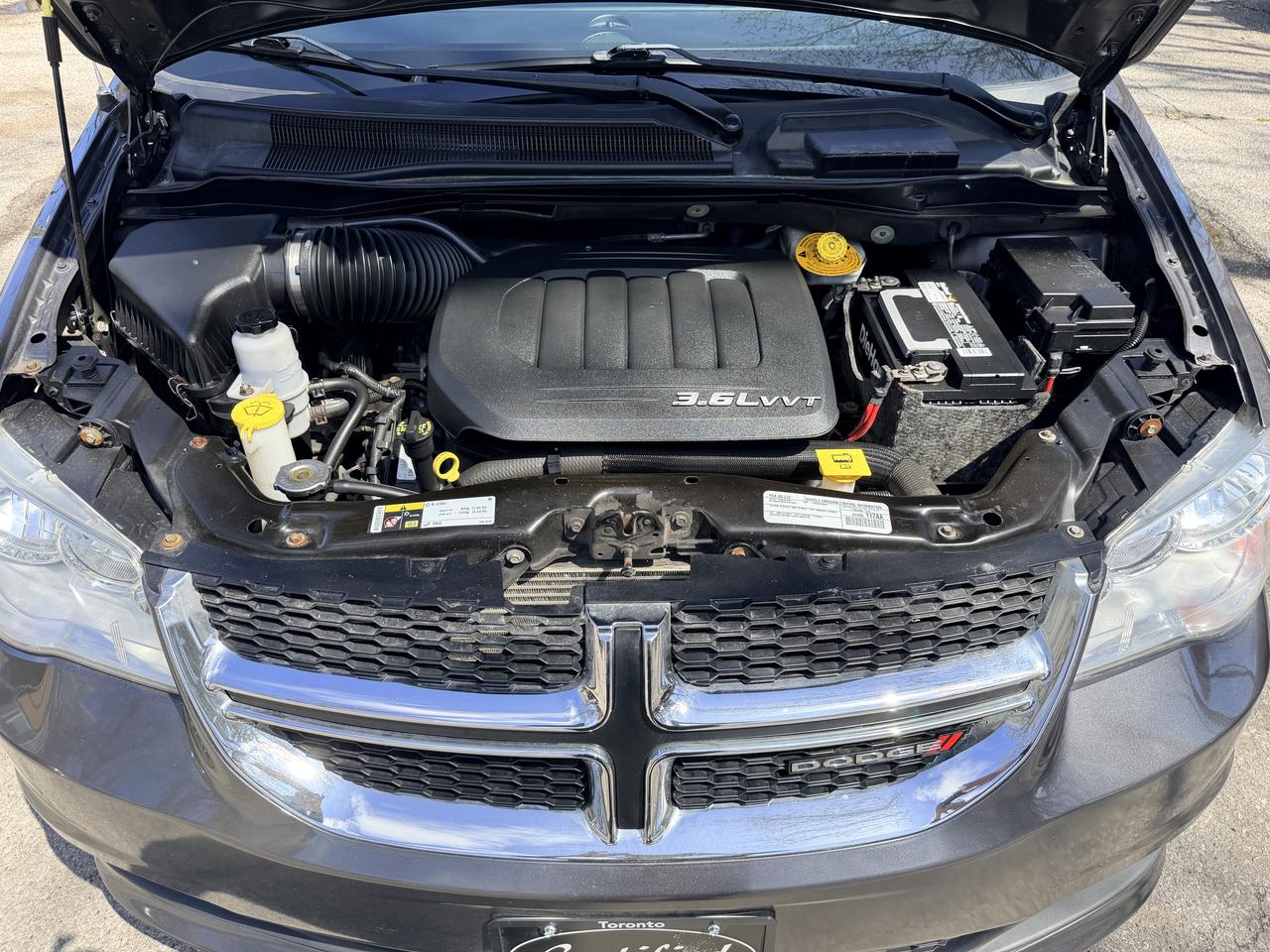 2015 Dodge Grand Caravan Crew Photo