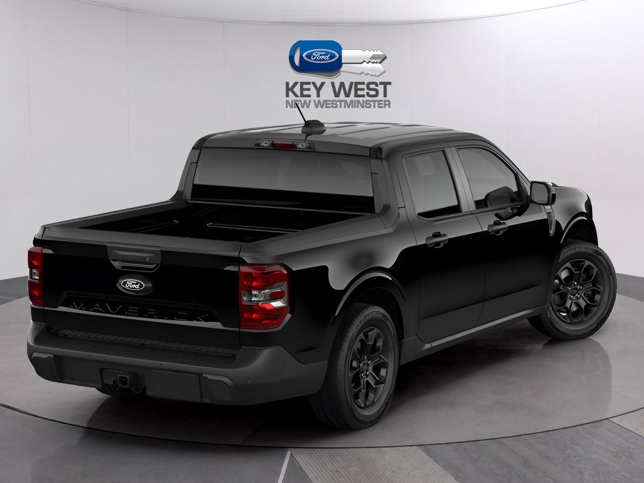 2026 Ford Maverick XLT AWD SuperCrew Hybrid Photo2