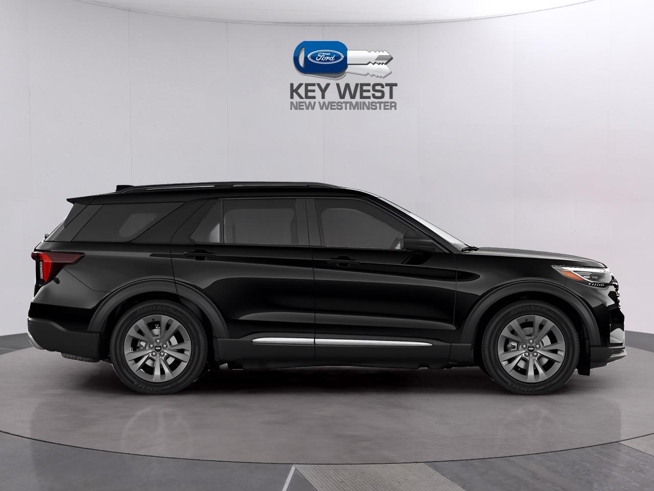 2026 Ford Explorer Active w/200A Pkg 4WD Photo3