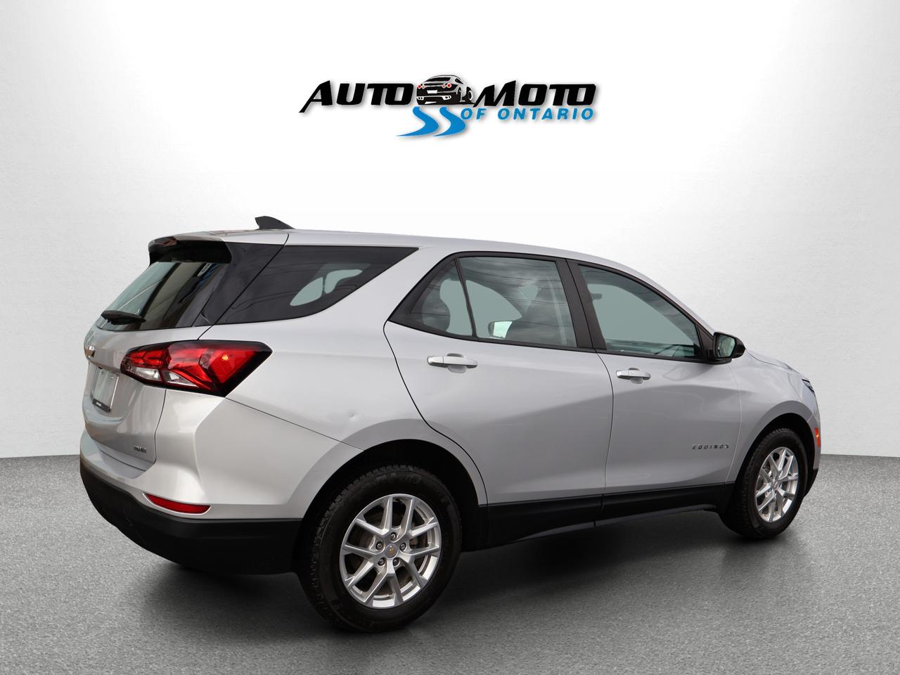 2022 Chevrolet Equinox LS AWD CERTIFIED *ACCIDENT FREE*CHEVY MAINTAIN* CAMERA BLUETOOTH LEATHER HEATED SEATS CRUISE ALLOYS Photo