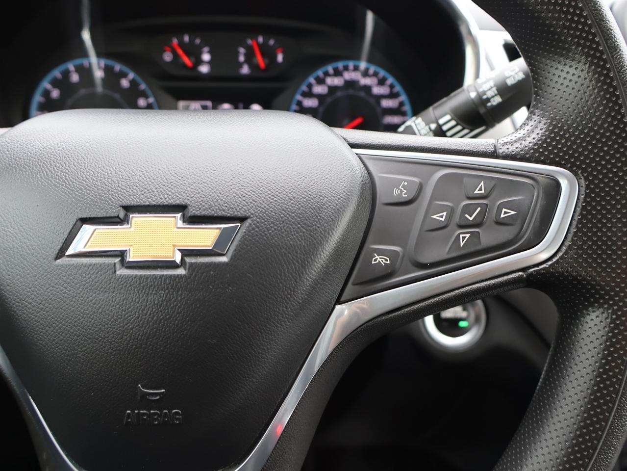2022 Chevrolet Equinox LS AWD CERTIFIED *ACCIDENT FREE*CHEVY MAINTAIN* CAMERA BLUETOOTH LEATHER HEATED SEATS CRUISE ALLOYS Photo