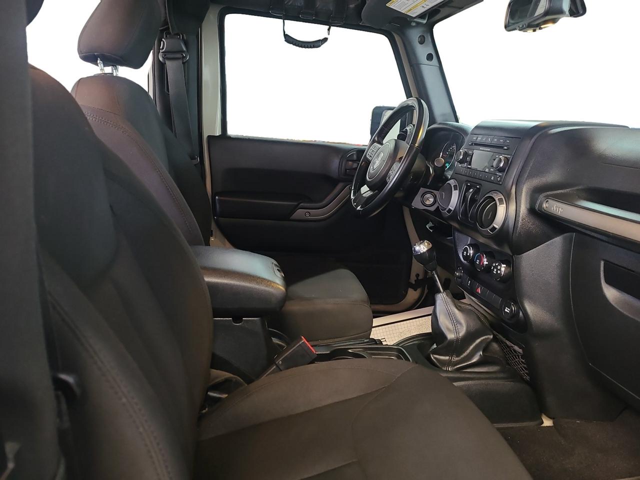 2017 Jeep Wrangler SPORT Photo