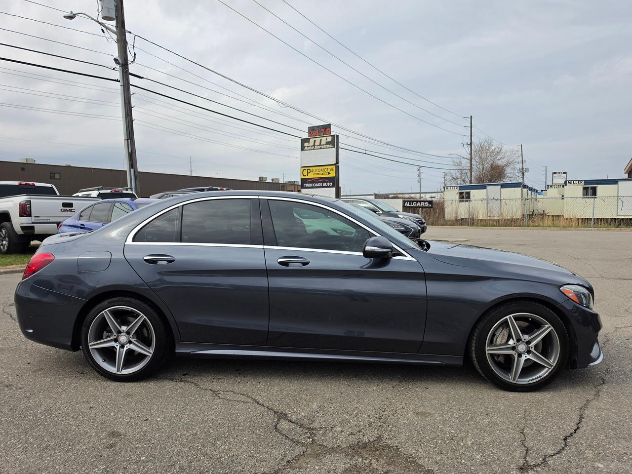 2015 Mercedes-Benz C-Class C 300 | CLEAN Photo3