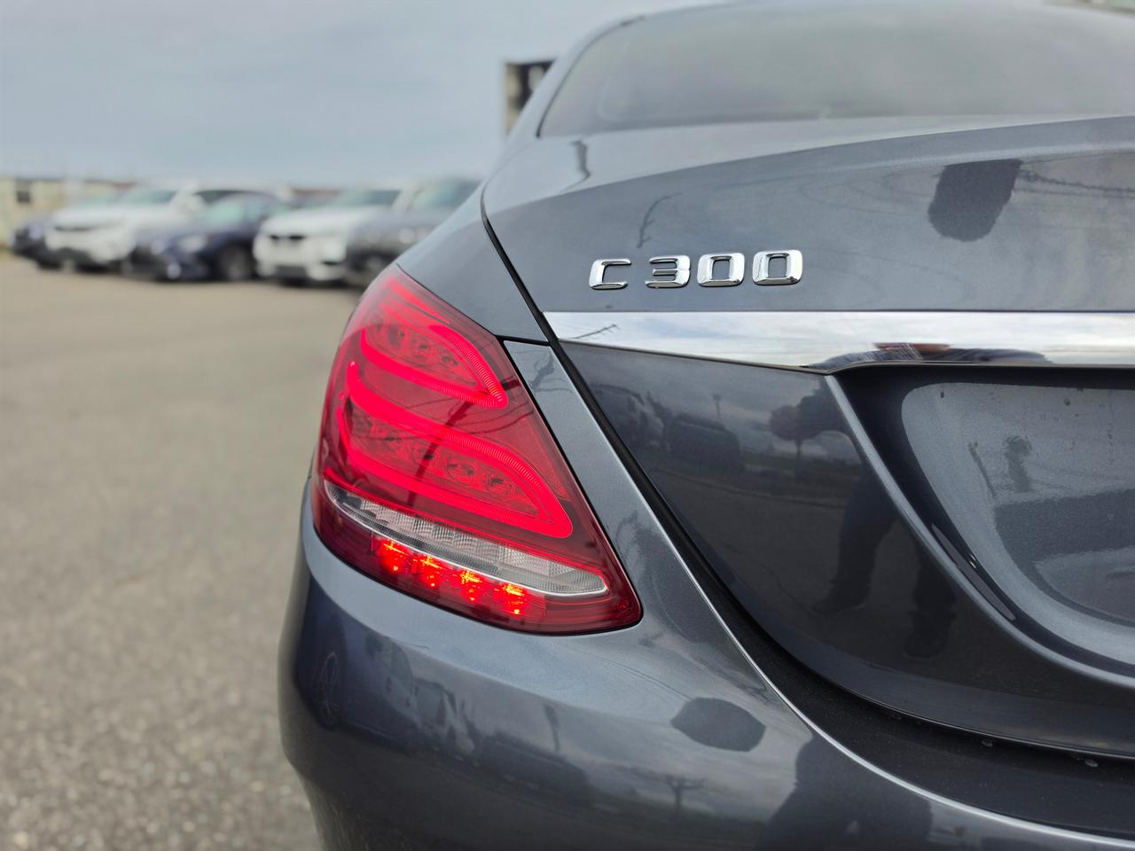 2015 Mercedes-Benz C-Class C 300 | CLEAN Photo