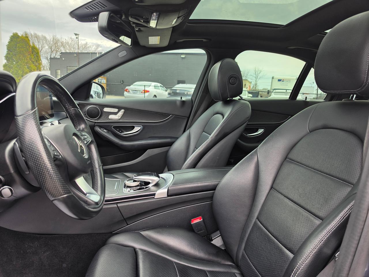 2015 Mercedes-Benz C-Class C 300 | CLEAN Photo