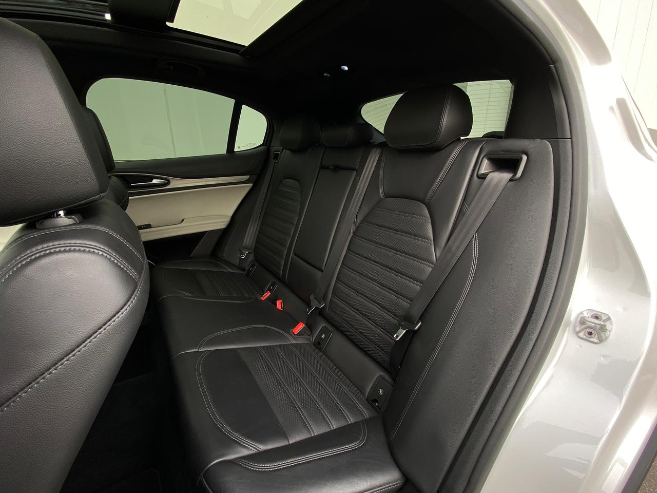 2019 Alfa Romeo Stelvio Ti Q4 SPORT-NERO EDIZIONE-NAV-CAMERA-PANO ROOF Photo