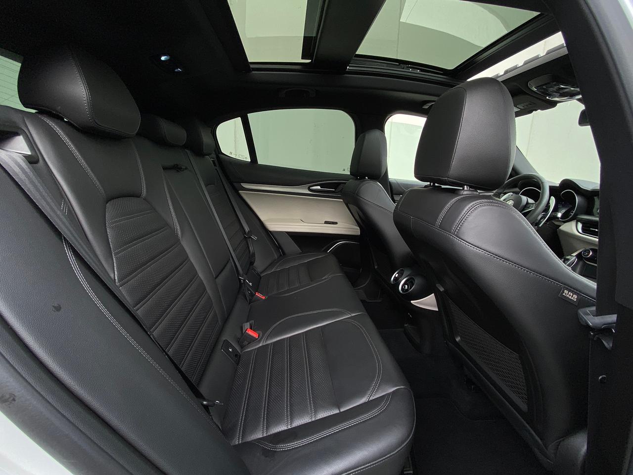 2019 Alfa Romeo Stelvio Ti Q4 SPORT-NERO EDIZIONE-NAV-CAMERA-PANO ROOF Photo