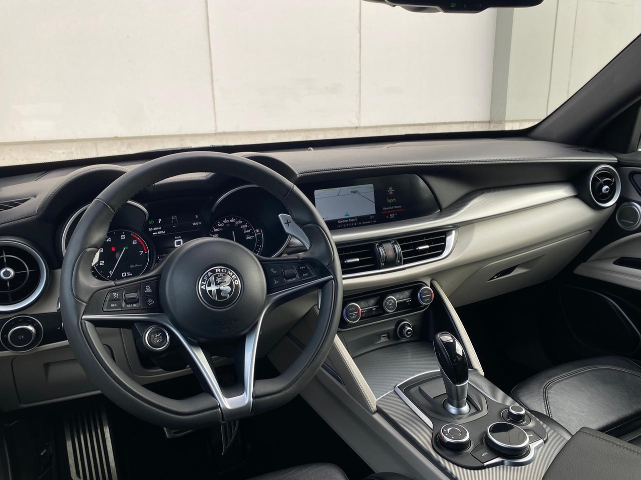 2019 Alfa Romeo Stelvio Ti Q4 SPORT-NERO EDIZIONE-NAV-CAMERA-PANO ROOF Photo