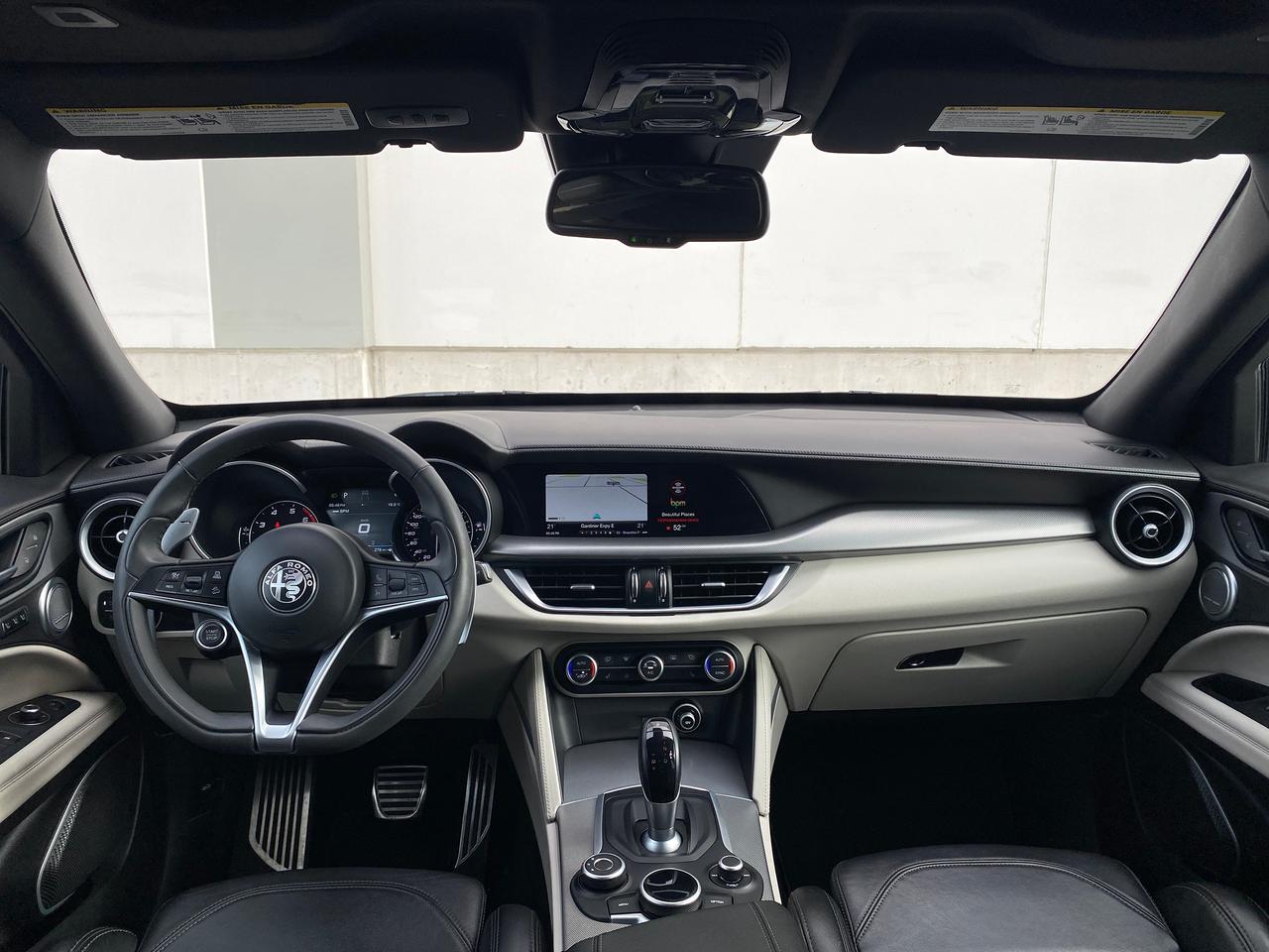 2019 Alfa Romeo Stelvio Ti Q4 SPORT-NERO EDIZIONE-NAV-CAMERA-PANO ROOF Photo