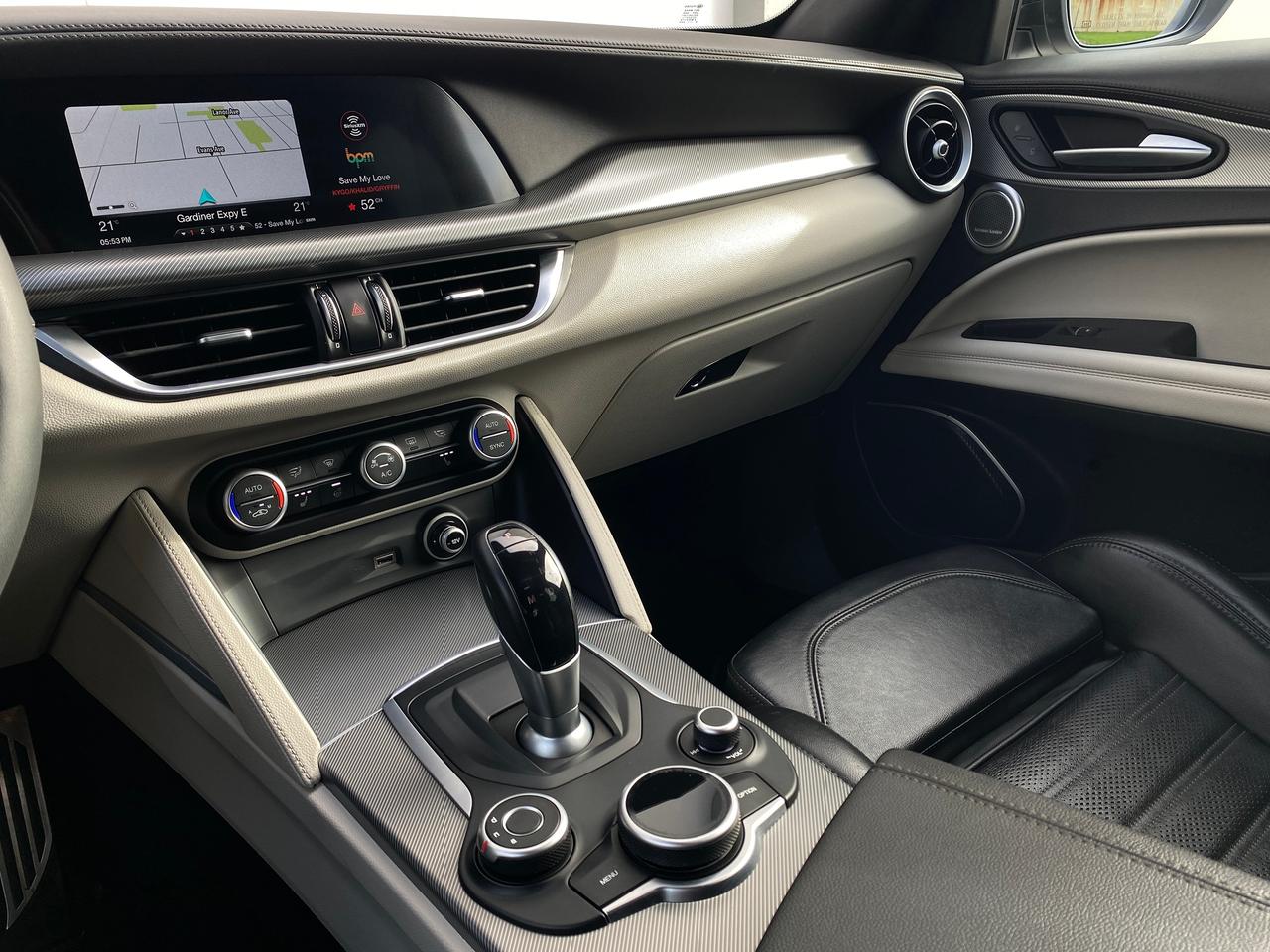 2019 Alfa Romeo Stelvio Ti Q4 SPORT-NERO EDIZIONE-NAV-CAMERA-PANO ROOF Photo