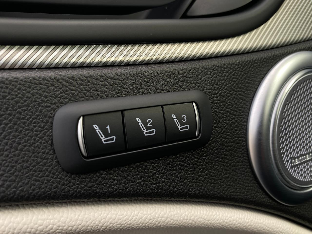 2019 Alfa Romeo Stelvio Ti Q4 SPORT-NERO EDIZIONE-NAV-CAMERA-PANO ROOF Photo