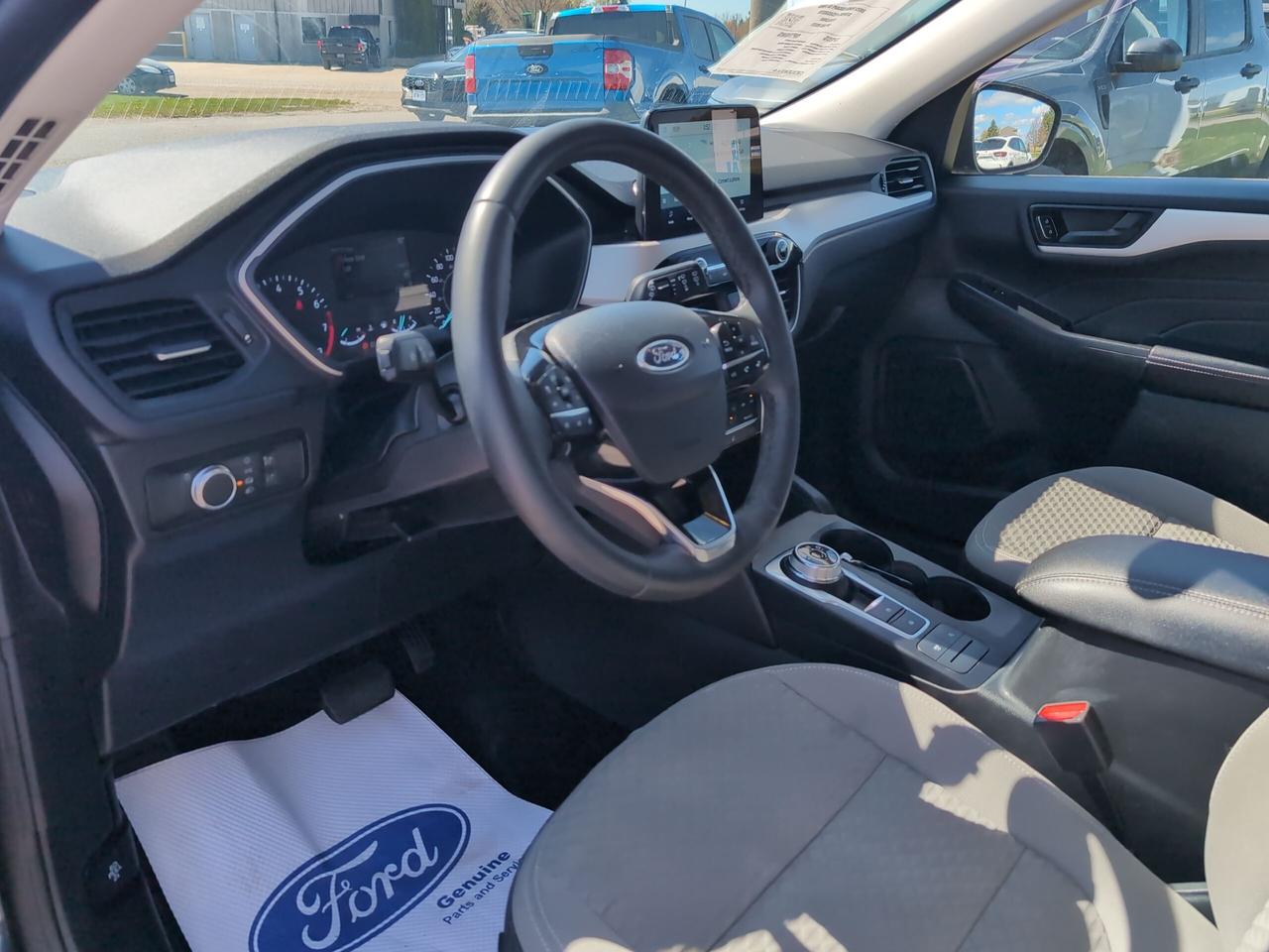 2022 Ford Escape SE FWD Photo