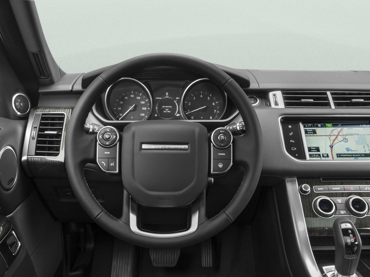 2017 Land Rover Range Rover V8 SC Dynamic Photo3