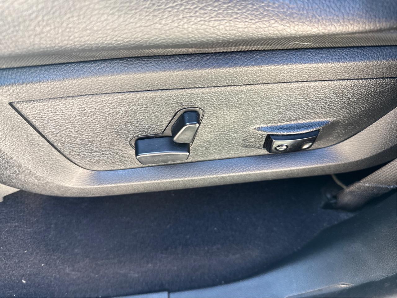 2018 RAM 1500 Sport 4x4 Crew Cab 5'7" Box *Ltd Avail* Photo