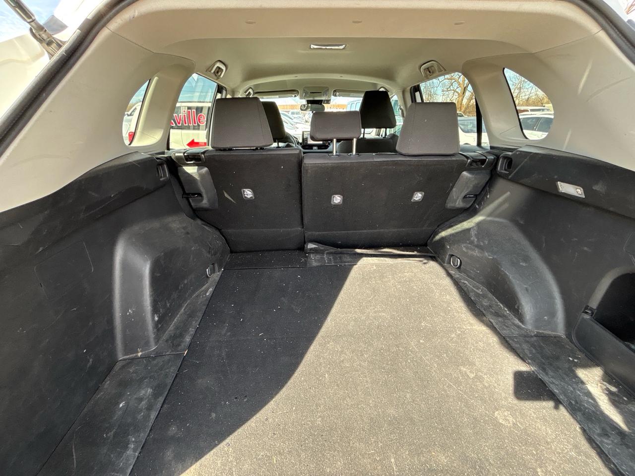 2021 Toyota RAV4 LE AWD Photo