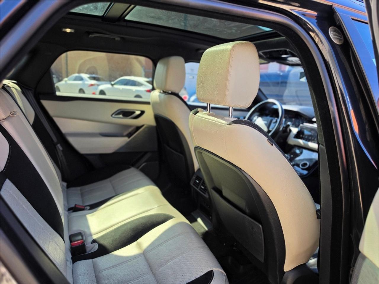 2019 Land Rover Range Rover Velar P380 R-DYNAMIC-PANO ROOF-LOADED-CERTIFIED Photo