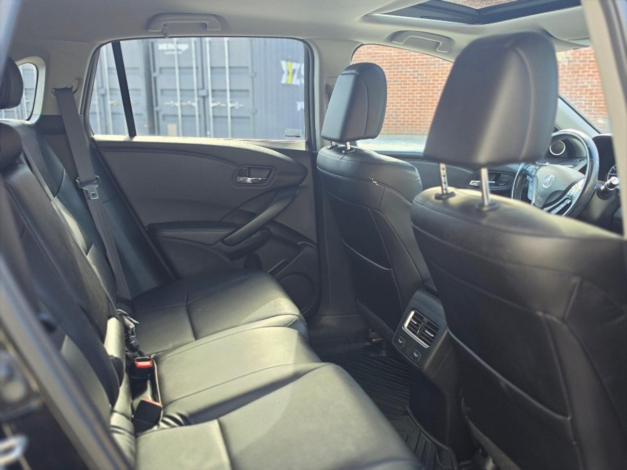 2018 Acura RDX TECH AWD-NAVIGATION-SUNROOF-LEATHER-CERTIFIED Photo