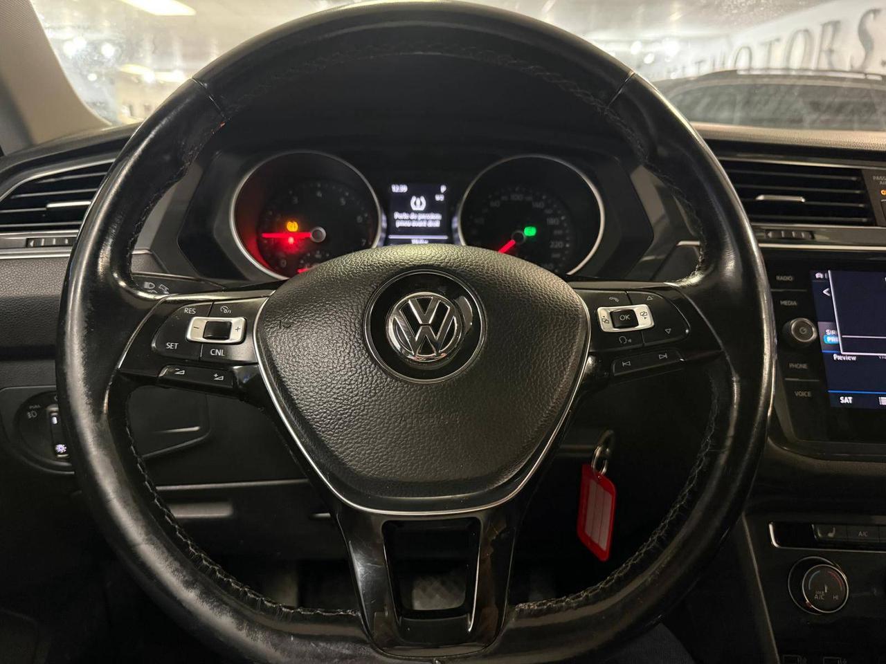 2018 Volkswagen Tiguan 4Motion Photo4
