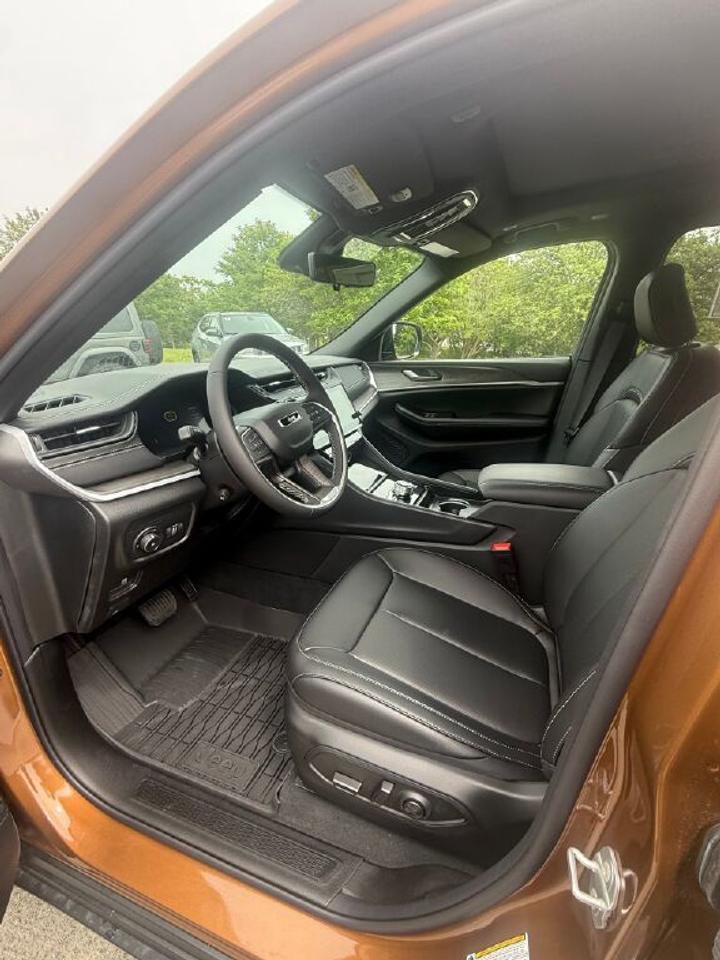 2026 Jeep Grand Cherokee L Limited Photo