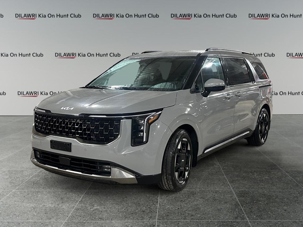 Used 2025 Kia Carnival EX FWD for sale in Nepean, ON