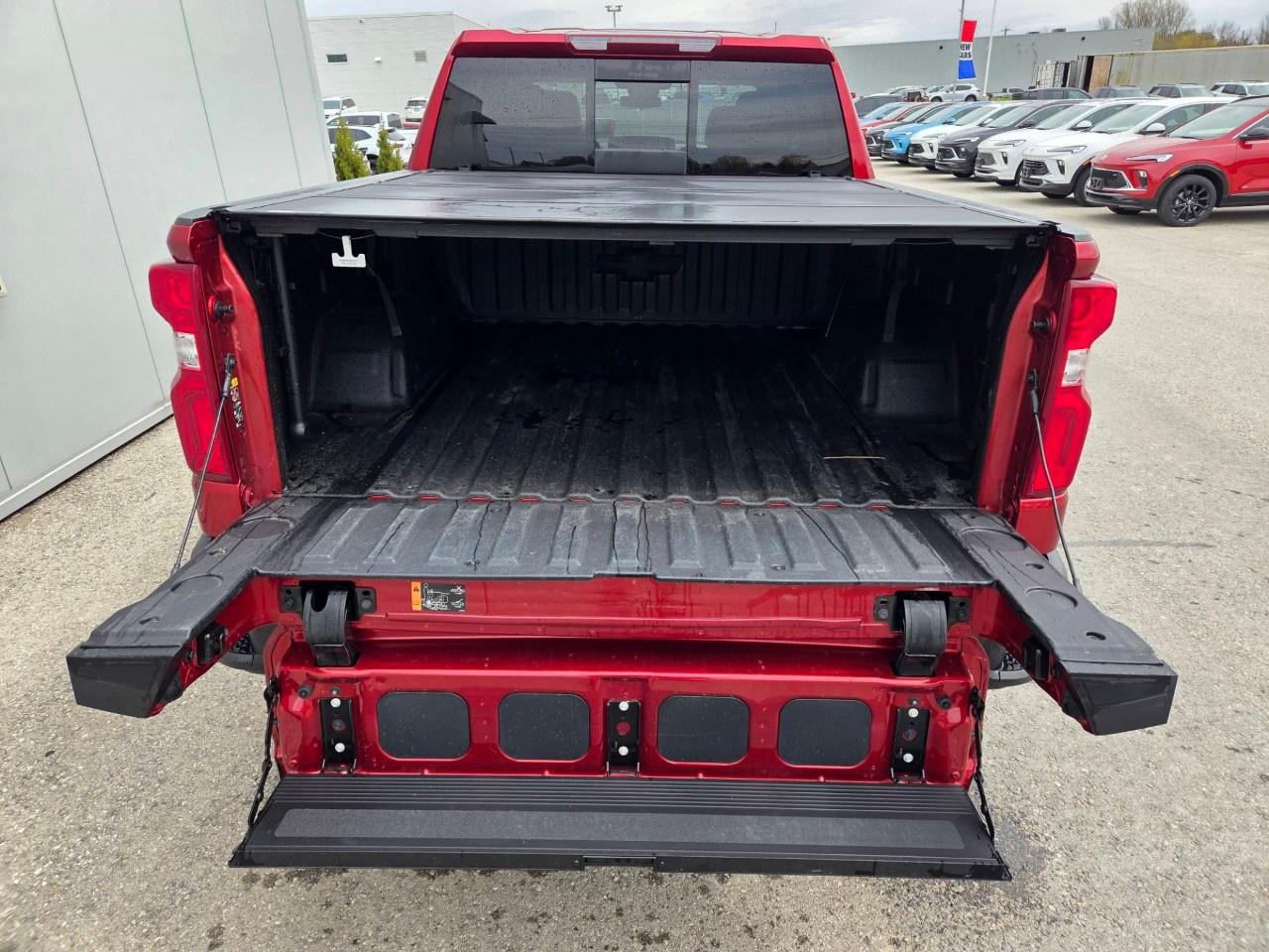2024 Chevrolet Silverado 1500 Crew Cab Short Box 4-Wheel Drive LT Trail Boss Photo