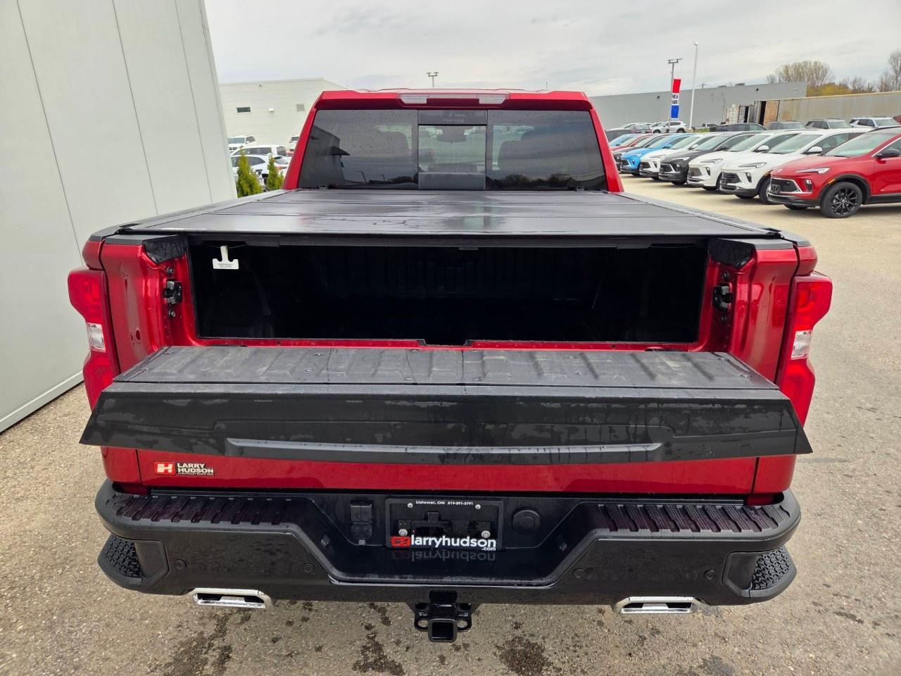 2024 Chevrolet Silverado 1500 Crew Cab Short Box 4-Wheel Drive LT Trail Boss Photo