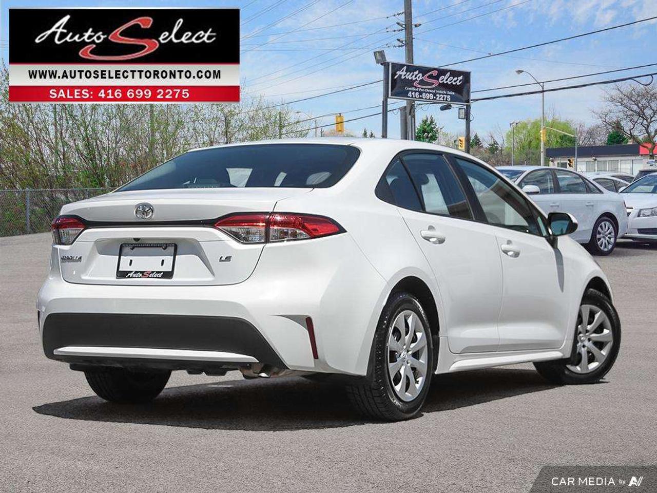 2020 Toyota Corolla LE Apple Carplay - Clean Carfax - New Tires Photo
