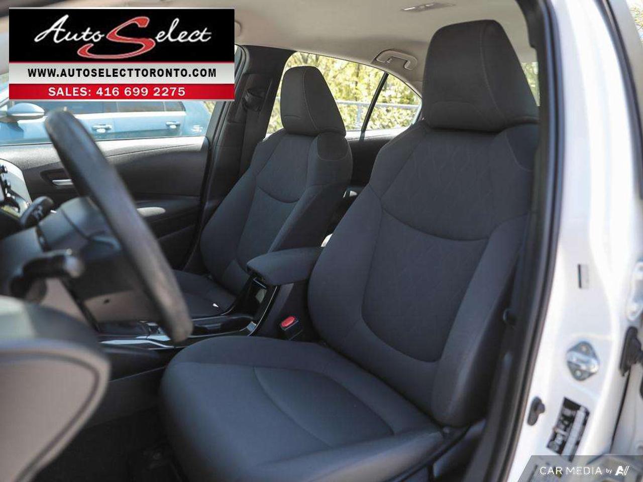 2020 Toyota Corolla LE Apple Carplay - Clean Carfax - New Tires Photo