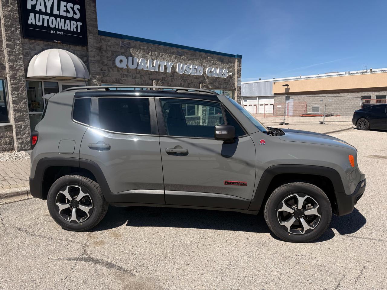 2021 Jeep Renegade Trailhawk Photo