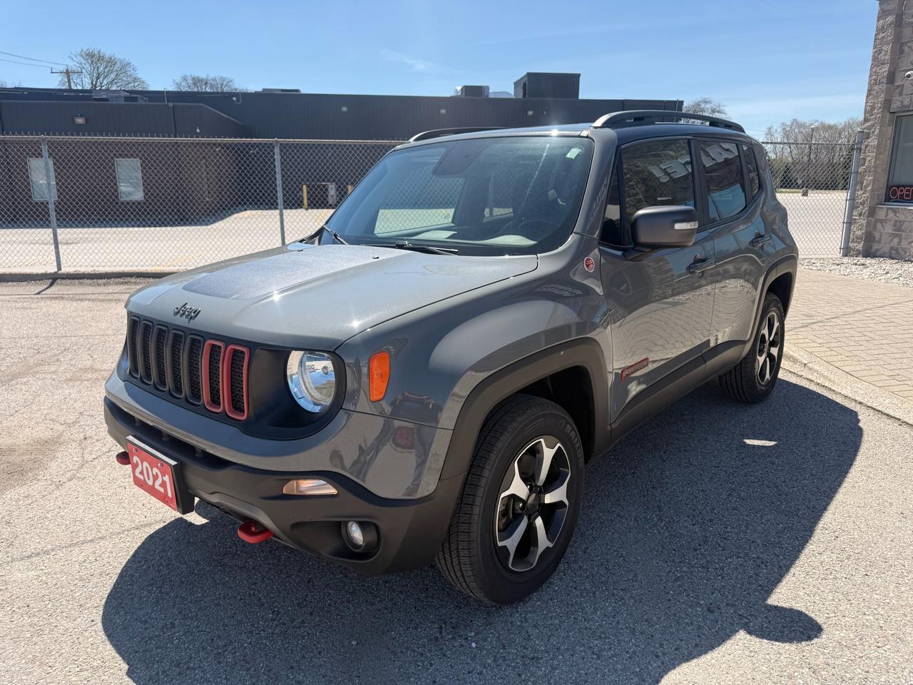 2021 Jeep Renegade Trailhawk Photo