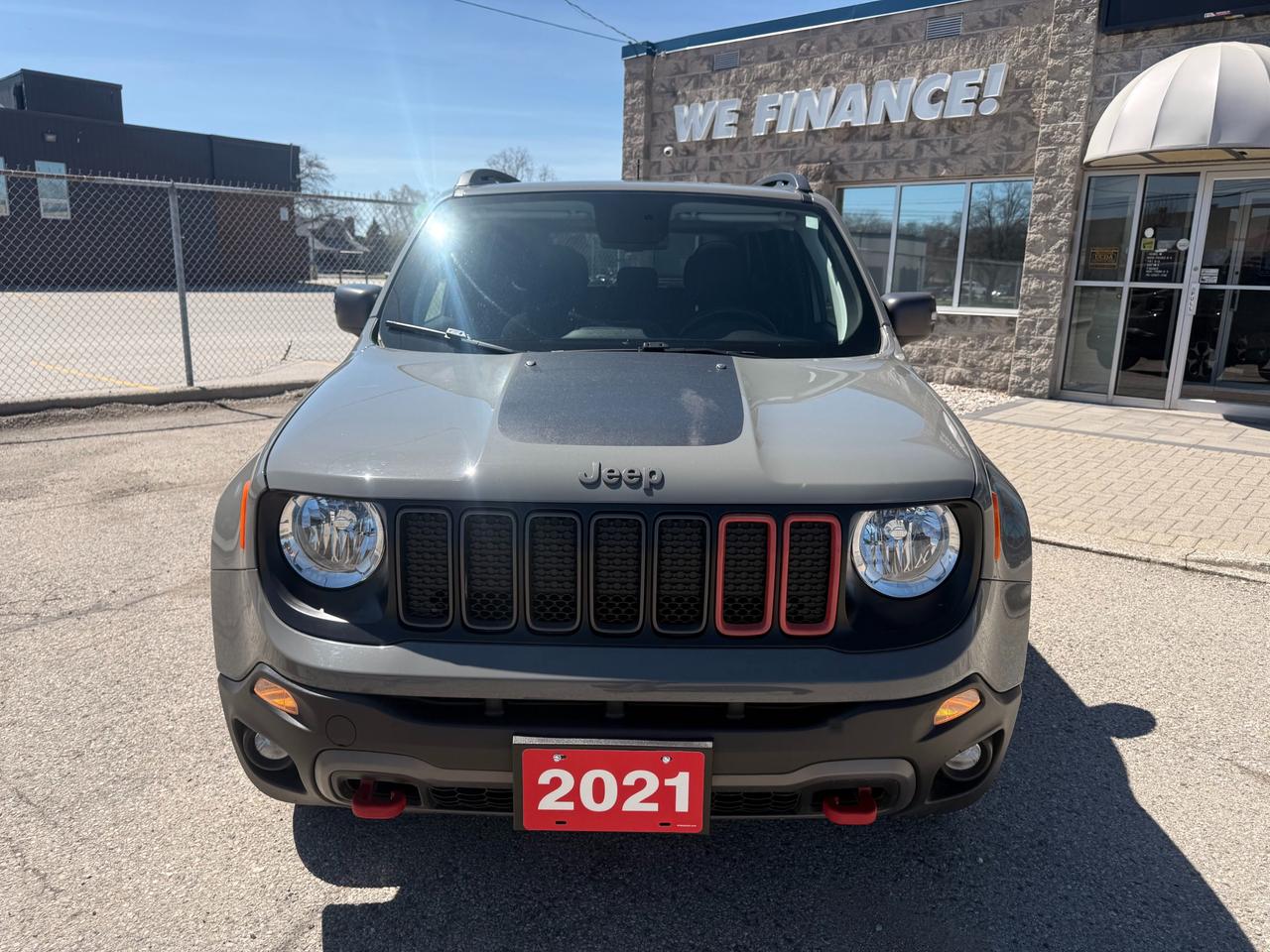 2021 Jeep Renegade Trailhawk Photo