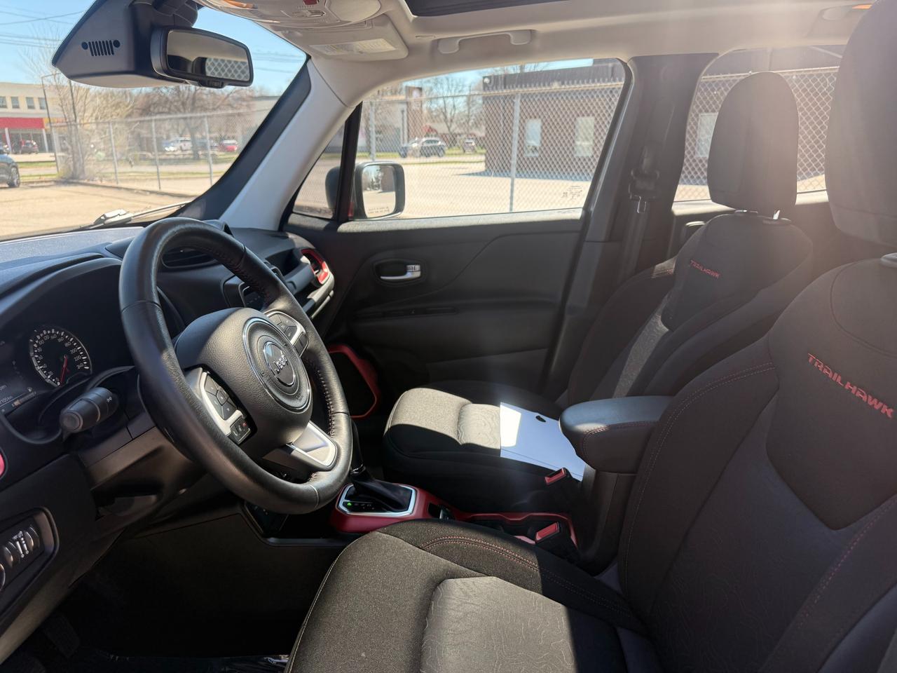 2021 Jeep Renegade Trailhawk Photo