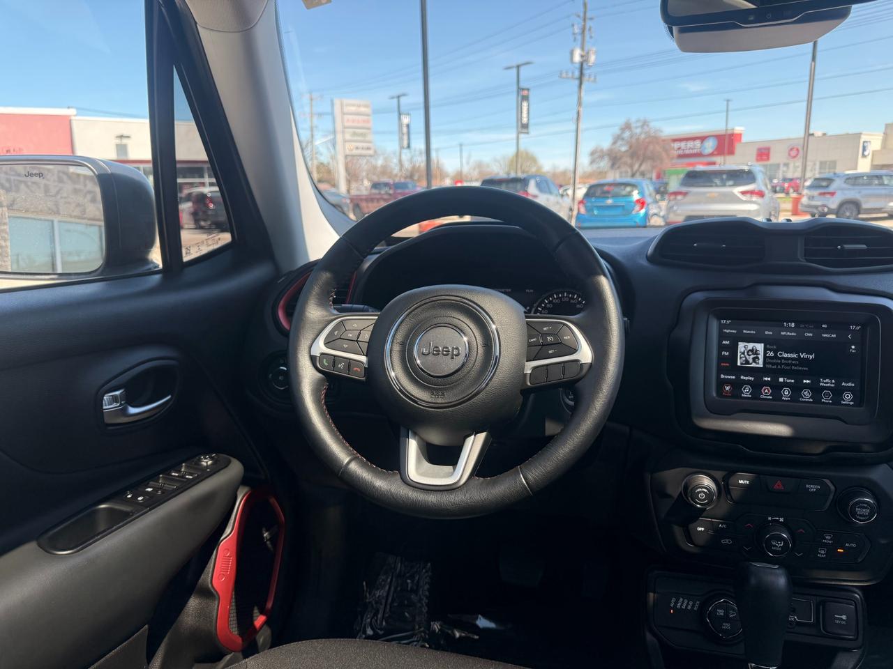 2021 Jeep Renegade Trailhawk Photo